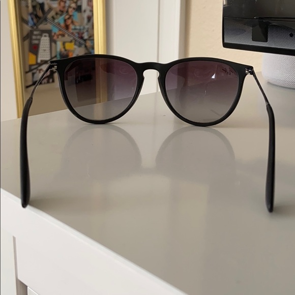 Ray Ban Sunglasses - Picture 2 of 3